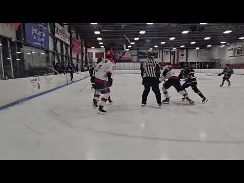 2025 USPHL South Shore Kings Elite - # 52 - Played Forward - Carries puck