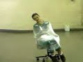 Mwa sur la chaise