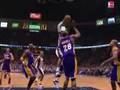 Vince Carter with the strong finish!