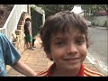 Vídeo sobre uma guerra de uma barraca de limonada.Mais uma produção da Pathetic Films!!!!!