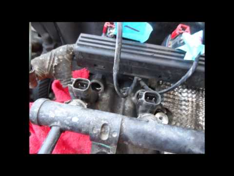 How to Replace Fuel Injectors on 2005 & 2006 Jeep Wrangler 4.0