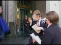 Bill Gates get Creamed / Tartazo a Bill Gates Bill Gates get Creamed / Tartazo a Bill Gates