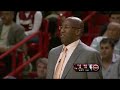Dwyane Wade shows his home crowd how...