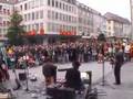Chasing Cars - Live street show Mark Gillespie & Tom Drost