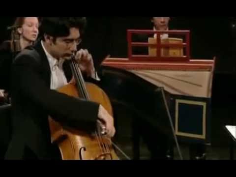 Adorjan - CPE Bach Cello Concerto in a-minor I. Movement: Allegro assai David Adorjan, Cello Christopher Hogwood, Conductor Bach Collegium München 1999 Prinzregentheat...