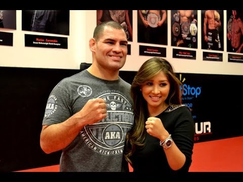 UFC 166: Cain recibe Cinturón Negro en BJJ
