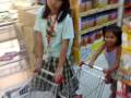 videos de Shine and Serene at the Grocery