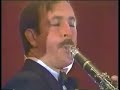 mandy make up your mind - turk murphy's jazz band 1987
(courtesy richard roy miller & bill knowles, co-producers)

during a gala perfomance in the new york grand hyatt hotel a musical tribute was paid to trombonist turk murphy. we see turk and his band playing 'mandy make up your mind', a tune initially recorded by clarence williams blue five in 1924 with louis armstrong and sidney bechet.
turk had the following musicians in his band: bob schulz cornet, ron deeter clarinet, jim maihack piano, bill armstrong banjo, bill carroll tuba and wayne jones drums

produced for present past productions inc entitled 