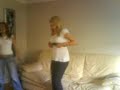 Alexa-dancingg-like-