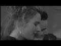 Clipe com tradução livre de Stay do Album Zooropa.