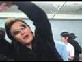 ノンスモーキー石井さん、ニョキニョキ!