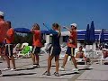 l'animazione del villaggio torre rinalda 2007 balla la canzone 