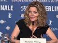 michelle pfeiffer talks ageing gracefully at the world premiere of her new film cheri.