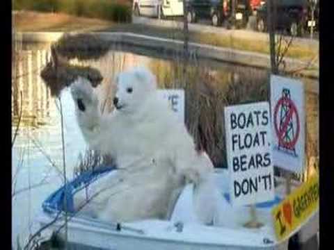 Homem vestido de urso polar é preso em protesto do Greenpeace 0 Homem vestido de urso polar é preso em protesto do Greenpeace