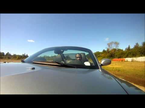 BMW Z4M and 335i messing around on track