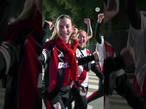 Noche de Mâs Monumental 