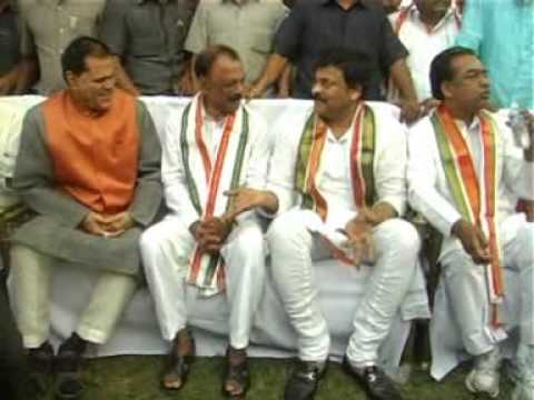 Chiranjeevi Bus yathra In Visakhapatnam Part - 1