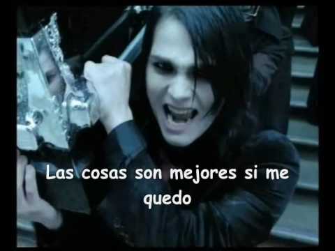 helena - Lo prometido, es deuda. Un video màs de My chemical romance, y se vienen màs, esta vez un clàsico de esta banda; HELENA, dedicada a la difunta abuela de Gera...