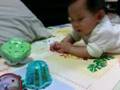 videos de Giselle playing with leapfrog stackers..