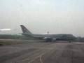 videos de Other flight about to take off ahead of us on Bangkok Aiport runway 4 - wait for it 2