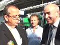 Kars Fielmich in gesprek met NRM jurylid Tom Kelly