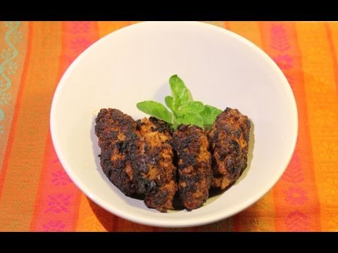 wie - Wie macht man Cevapcici -- Der Bio Koch #475 Zubereitung: 1. Hackfleisch mit Knoblauch, Paprika, Salz und Pfeffer würzen. 2. Tomatenmark und Senf hinzu geben...