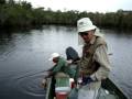 Fuke pescando TUCUNARÉ em Itapará - by Roger