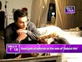 RT @TellyTalkIndia: Asad cries for Zoya.
Click here to know more -