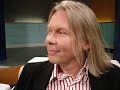 kipale l�ytyy albumilta t�htilampun alla (1992)

sanat:

muistan kuinka hiivimme
yl�s vuokrahuoneeseen
�l� her�t� mummoa, s� sanoit
j�t� keng�t eteiseen
ja s� keitit meille teet�
it�maiseen tapaan
uskotko yliluonnolliseen, s� kysyit
uskotko telepatiaan

(kerto)
t�htilampun alla
siin� s�ngyn laidalla
kun me kerran suudeltiin
oi m� uskoin ihmeisiin

kuuntelimme viestej�
radion kohinasta
ja koitimme siirt�� p�yt��
ajatuksen voimalla
sein�n takana mummo
jatkoi yskimist��n
meill� oli yliaistit
h�n ei kuullut yht��n mit��n

(kerto)

mist� muistin sinut nyt
niin monen vuoden j�lkeen
k�sivoiteesi tuoksun
kai tunsin jostain leijailleen
vai tapahtuiko kenties jotain
el�m�� suurempaa
muistatko kun leikimme
telepatiaa

(kerto) x 3