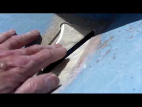 how to find a leak in a fiberglass boat
