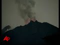 Lava was rising anew in the crater of Ecuador\