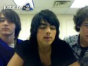 JB singing SOS