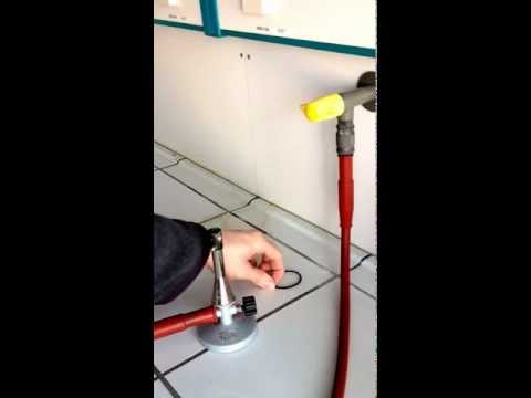 Einen Gasbrenner sicher bedienen