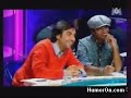 sensasional tipo aciendo ruidos con la boca