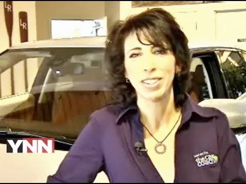 2012 Range Rover Evoque: Expert Car Review by Lauren Fix