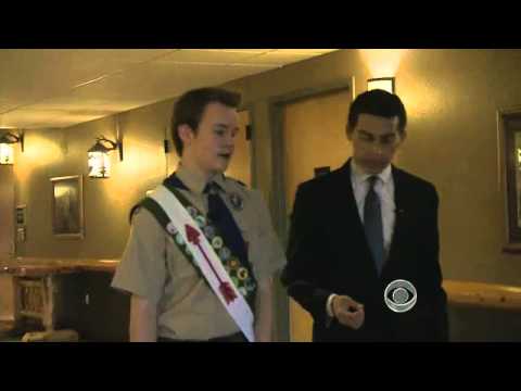 Boy Scout leaders vote to lift ban on gay members