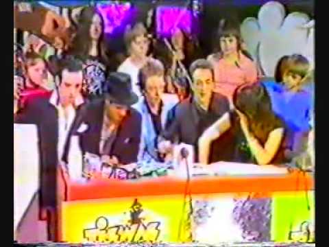 The Clash appear on Tiswas, Jan 5th 1980 rare video 0 The Clash appear on Tiswas, Jan 5th 1980 rare video