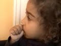 lou devant la video de zedess et pour suivre les aventures de lou au jour le jour: dansmatetedelou.blogspot.com
