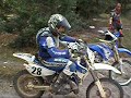 nosso grande amigo c�lio roberto tentando atravessar um pequeno riacho, cai na ida e na volta!!!!!
