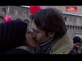 #Bologna, bacio collettivo in piazza contro l'omofobia http://t.co/WdsI5zb9