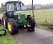 John-Deere-2850-cras