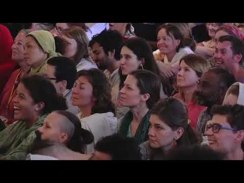 Mooji Video: How to Deal With People Fully Identified with the Ego