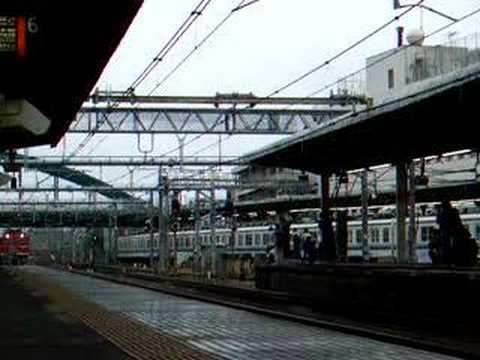 EF81 95牽引　寝台特急あけぼの　大宮駅到着