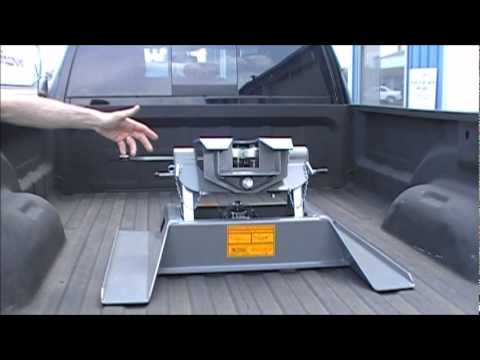how to remove a b&w gooseneck hitch