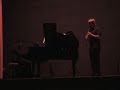 liam harman interpreta la sonatina de joseph horovitz.