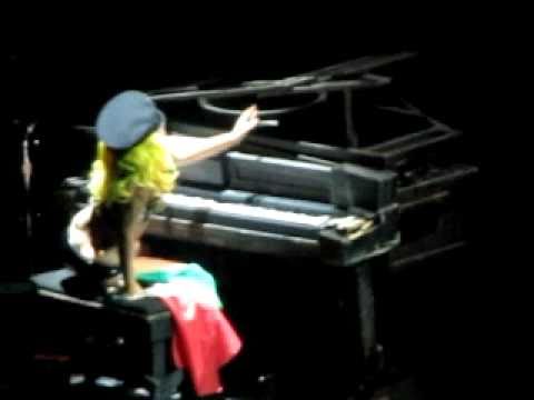 \\\\\\Lady Armani\\\\\\