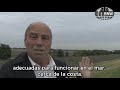 Once de los diecinueve molinos de Kinderdijk, conocidos en el mundo entero, serán restaurados el próximo año. Holanda está orgullosa de estas construcciones de la era pre industrial, que ayudaban a mantener secas sus tierras. No obstante, esta tradición de uso de energía eólica, el desarrollo de las nuevas turbinas de viento ha sido lento en Holanda. 
Chris Westra es un experto en energía eólica del Centro de Energía Holanda, ECN por sus siglas en holandés, y participa de 1972 en proyectos de desarrollo de energía de este tipo en Holanda. 

La tradición de nuestros viejos molinos de viento y su desarrollo se detuvo porque hemos sido flojos. Y lo hemos sido porque teníamos carbón y gas natural. Esto quiere decir que no teníamos necesidad de desarrollar la energía eólica. Los daneses por ejemplo, no tenían carbón, por lo que desarrollaron la energía eólica con enorme entusiasmo: nosotros los holandeses no lo hicimos.