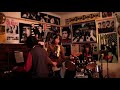 Bekijk muziek clip van Bob Dylan met Queen Jane Approximately