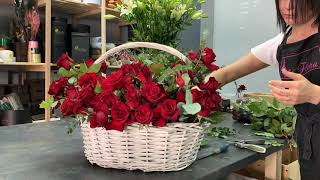 Cum să creezi un coș cu 75 trandafiri roșii