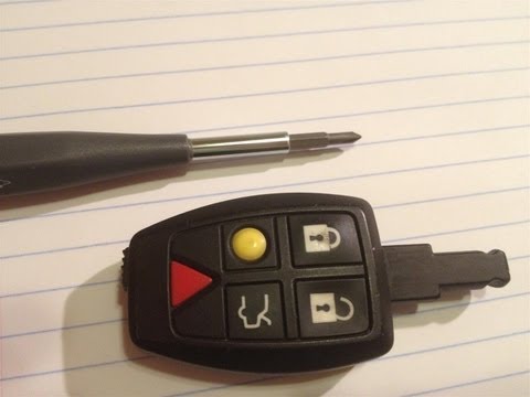 DIY How to replace battery on a Volvo key FOB transponder s40 v50 2004.5 + CR2032